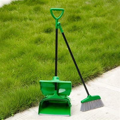 Conjunt d'escombra de pols